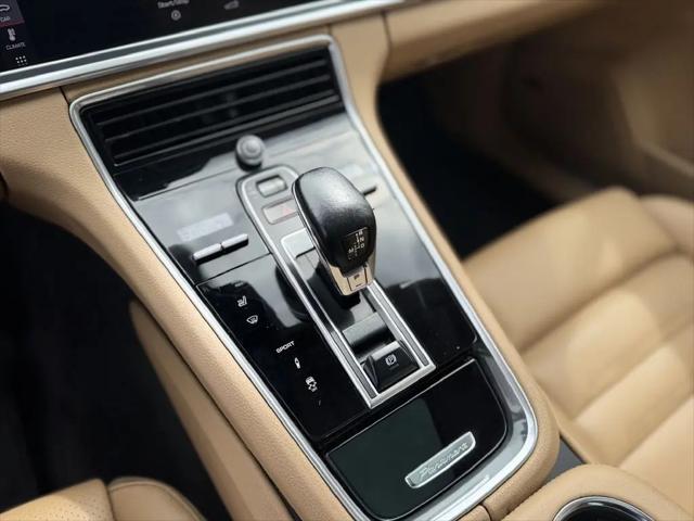 2018 Porsche Panamera Panamera