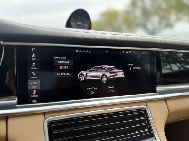 2018 Porsche Panamera Panamera