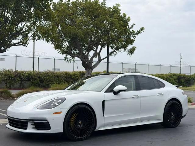 2018 Porsche Panamera Panamera