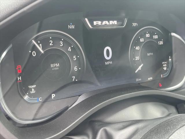 2026 Ram 1500 Big Horn Crew Cab 4x4 57 Box
