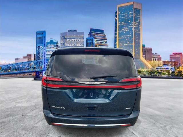 2023 Chrysler Pacifica Touring L AWD