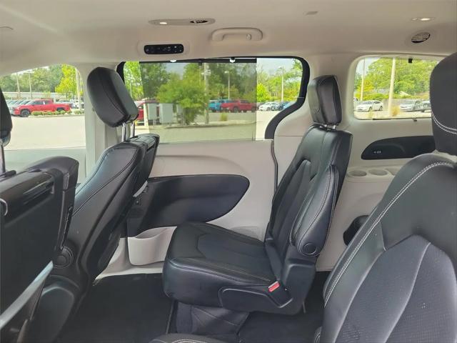 2023 Chrysler Pacifica Touring L AWD