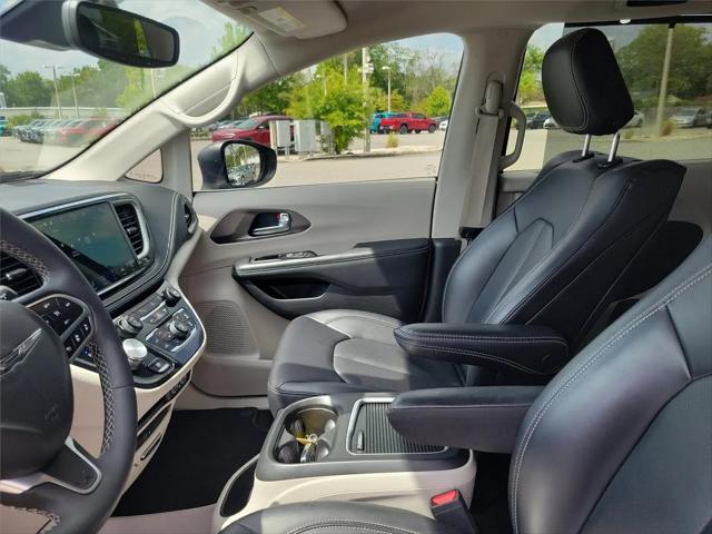 2023 Chrysler Pacifica Touring L AWD