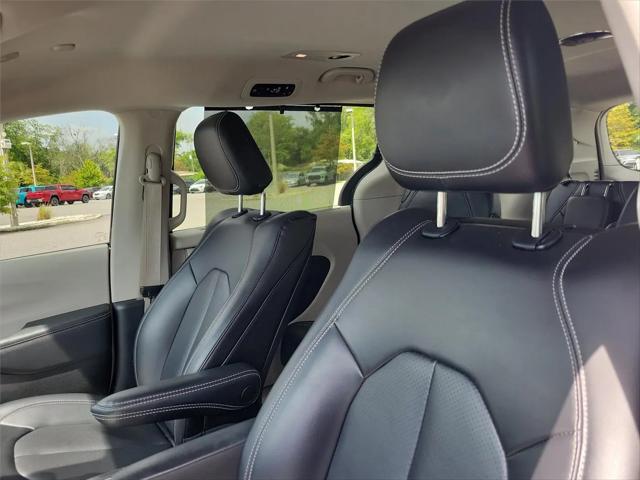 2023 Chrysler Pacifica Touring L AWD
