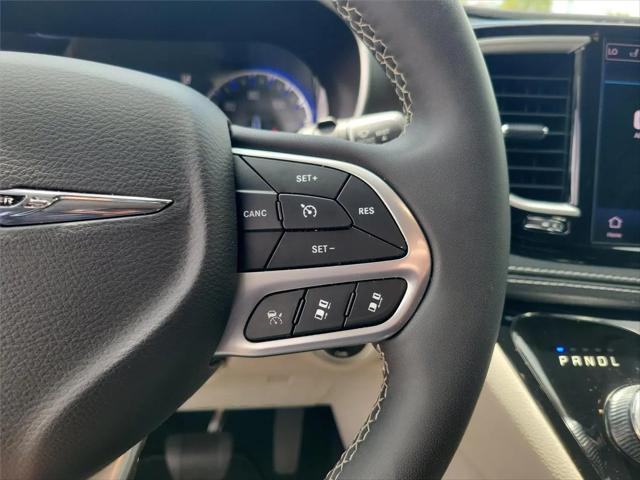 2023 Chrysler Pacifica Touring L AWD