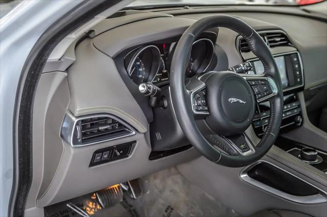 2018 Jaguar F-PACE 35t R-Sport