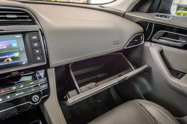 2018 Jaguar F-PACE 35t R-Sport