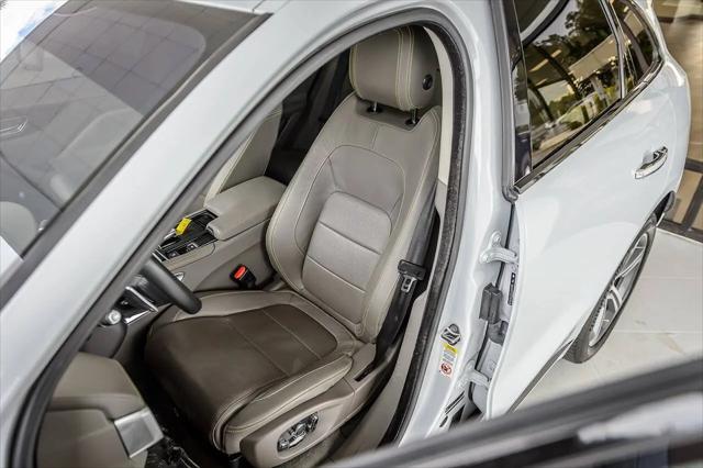 2018 Jaguar F-PACE 35t R-Sport