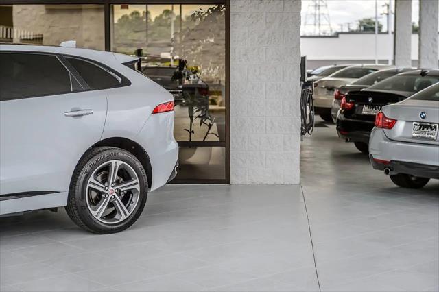 2018 Jaguar F-PACE 35t R-Sport