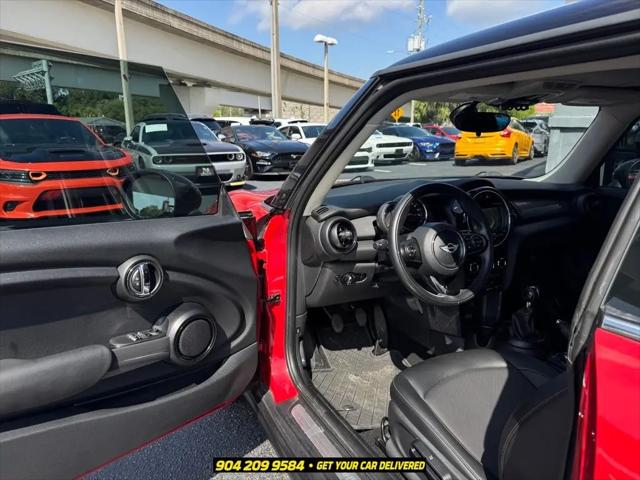2017 MINI Hardtop Cooper