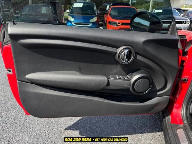 2017 MINI Hardtop Cooper