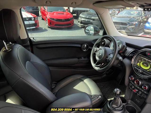 2017 MINI Hardtop Cooper