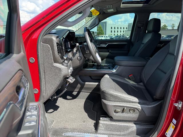 2024 GMC Sierra 1500 4WD Crew Cab Short Box SLT