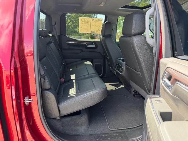 2024 GMC Sierra 1500 4WD Crew Cab Short Box SLT