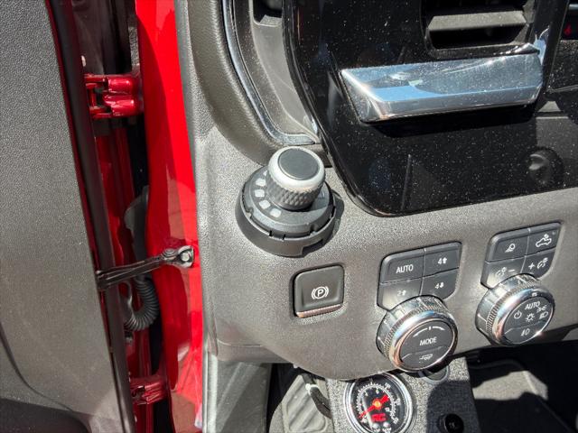 2024 GMC Sierra 1500 4WD Crew Cab Short Box SLT