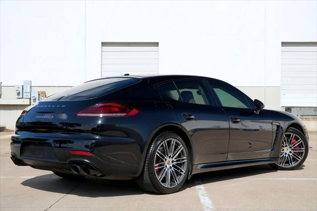 2015 Porsche Panamera GTS