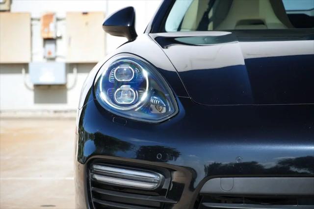 2015 Porsche Panamera GTS