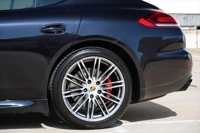 2015 Porsche Panamera GTS