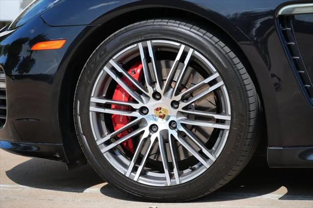 2015 Porsche Panamera GTS