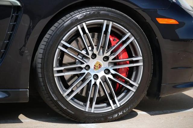 2015 Porsche Panamera GTS