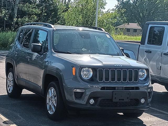 2022 Jeep Renegade Latitude 4x4 for sale in Marshfield, WI