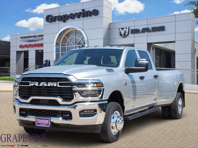 2026 RAM Ram 3500 RAM 3500 TRADESMAN CREW CAB 4X4 8 BOX