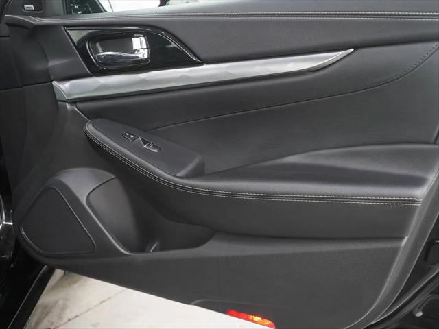 2023 Nissan Maxima SL