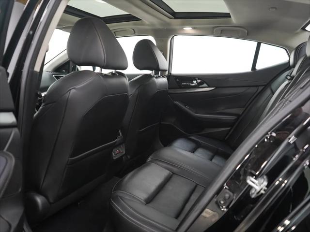 2023 Nissan Maxima SL