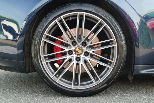 2023 Porsche Panamera GTS