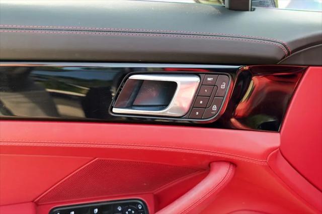 2023 Porsche Panamera GTS