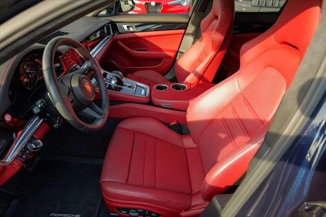 2023 Porsche Panamera GTS