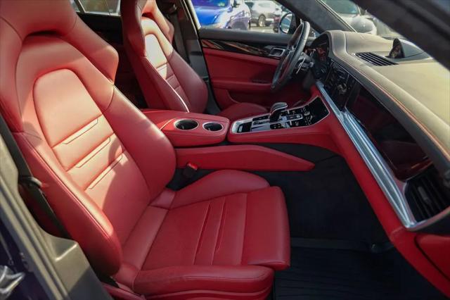 2023 Porsche Panamera GTS