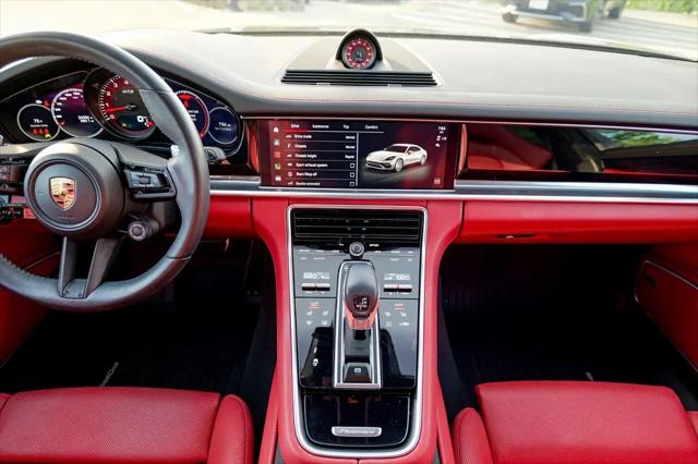 2023 Porsche Panamera GTS