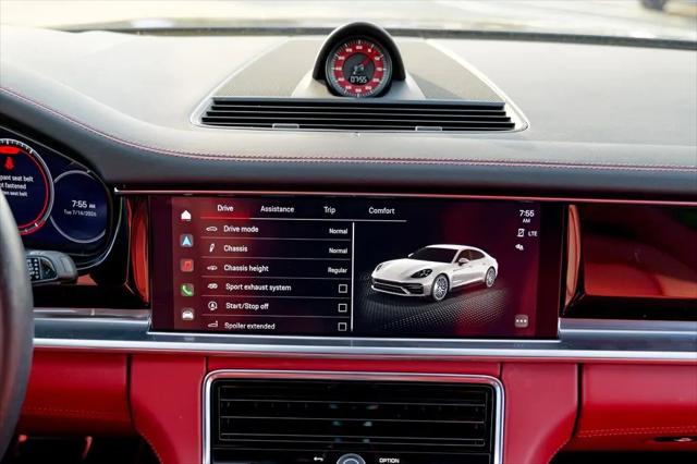 2023 Porsche Panamera GTS
