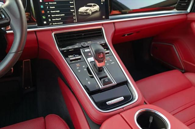 2023 Porsche Panamera GTS