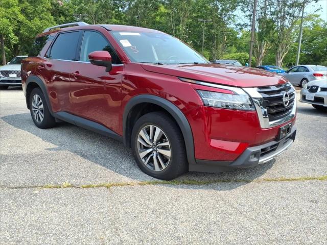 2024 Nissan Pathfinder SL 4WD