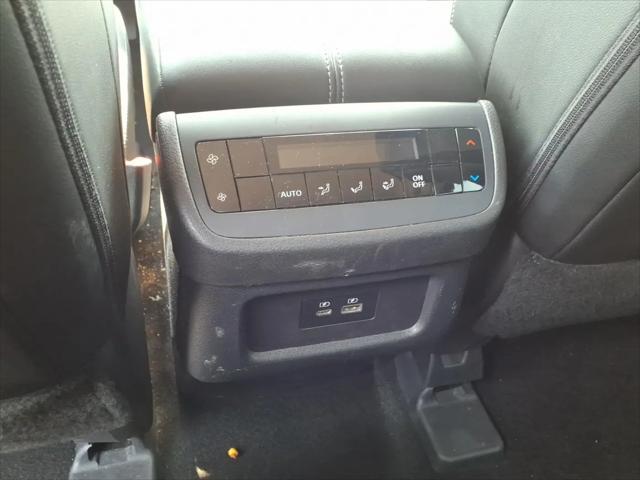 2024 Nissan Pathfinder SL 4WD