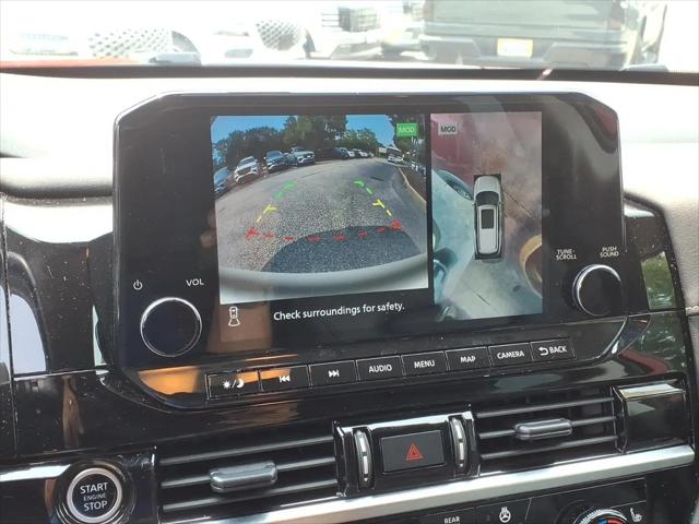 2024 Nissan Pathfinder SL 4WD