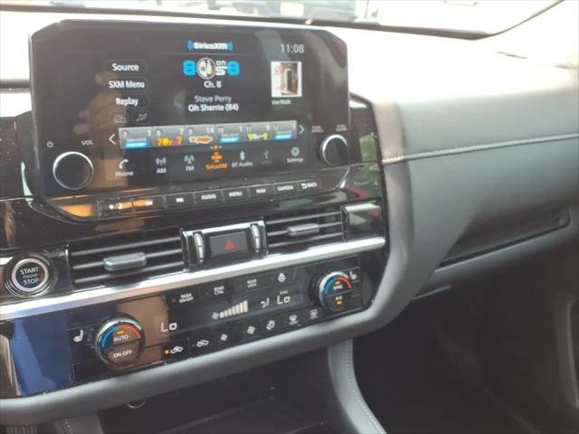 2024 Nissan Pathfinder SL 4WD