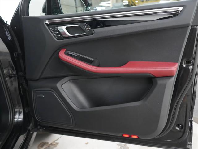 2024 Porsche Macan S