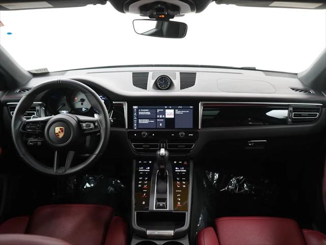 2024 Porsche Macan S