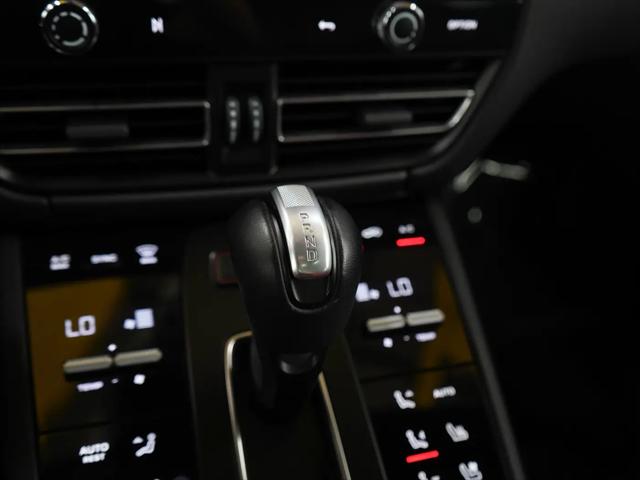 2024 Porsche Macan S