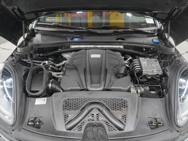 2024 Porsche Macan S