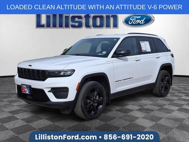 2023 Jeep Grand Cherokee Altitude 4x4 2023 Jeep Grand Cherokee Altitude 4x4