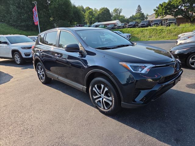 2018 Toyota RAV4 LE 2018 Toyota RAV4 LE