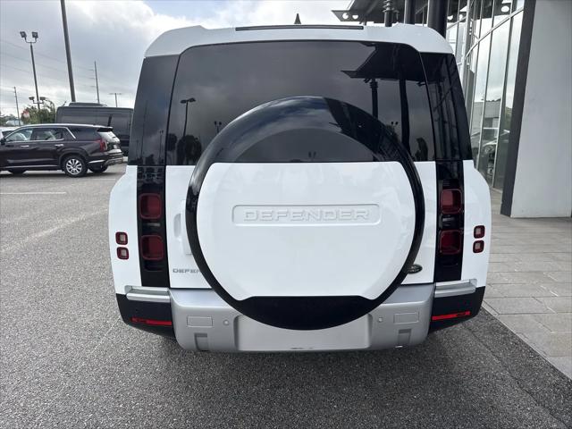 2023 Land Rover Defender 130 SE