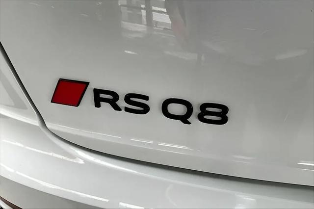 2026 Audi RS Q8 performance quattro tiptronic