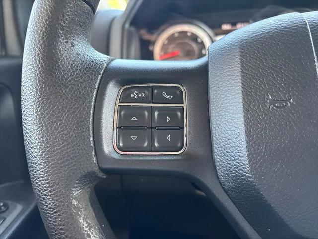 2018 Ram 1500 Express Crew Cab 4x2 5'7" Box