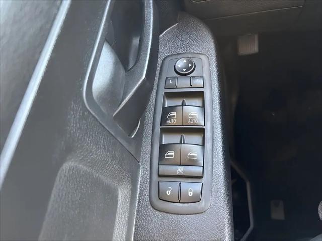 2018 Ram 1500 Express Crew Cab 4x2 5'7" Box