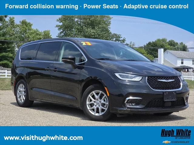 2023 Chrysler Pacifica Touring L for sale near Lancaster, OH